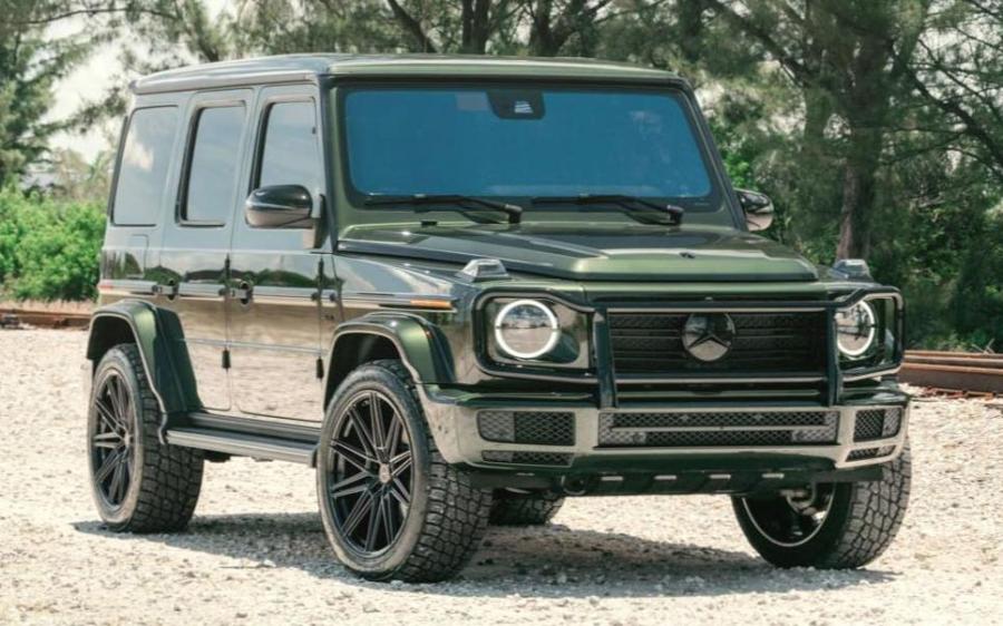 Mercedes-Benz G550 on Vossen Wheels (CV10) '2019